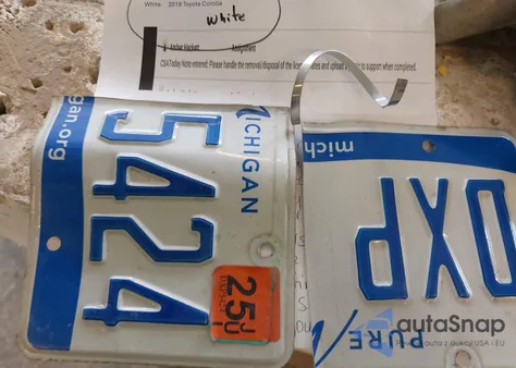 2018 Toyota Corolla Le from USA, damaged, VIN 2T1BURHEXJC123782